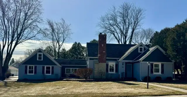 1925 Park Ave, New Holstein, WI 53061 - #1