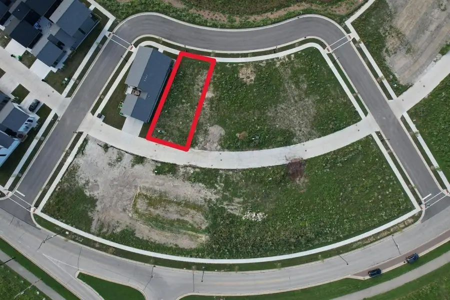 9451 S Cypress Pl, Oak Creek, WI 53154 - #2