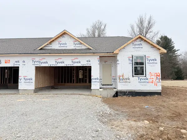 1579 Meadowview Ct, Whitewater, WI 53190