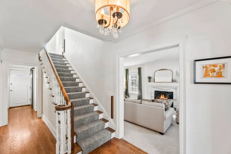 4400 N Wildwood Ave, Shorewood, WI 53211 - #3