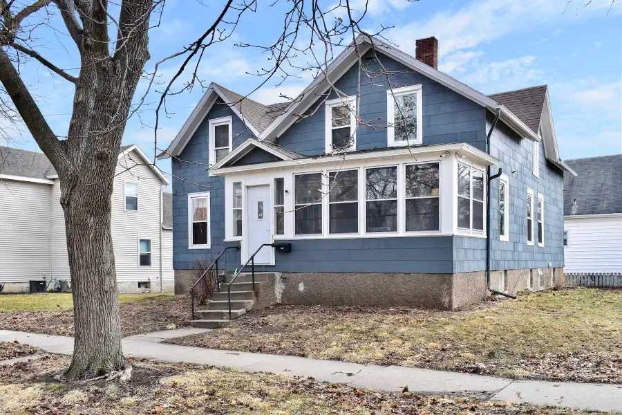 226 Market St, Winona, MN 55987 - #2