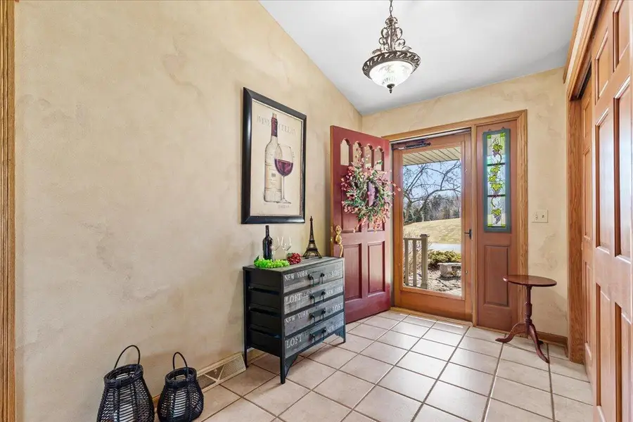 5280 Cherokee Ct, Addison, WI 53027 - #2