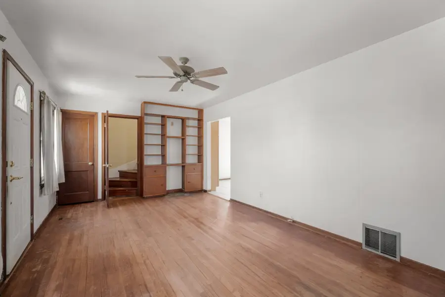 4157 N 71st St, Milwaukee, WI 53216 - #3