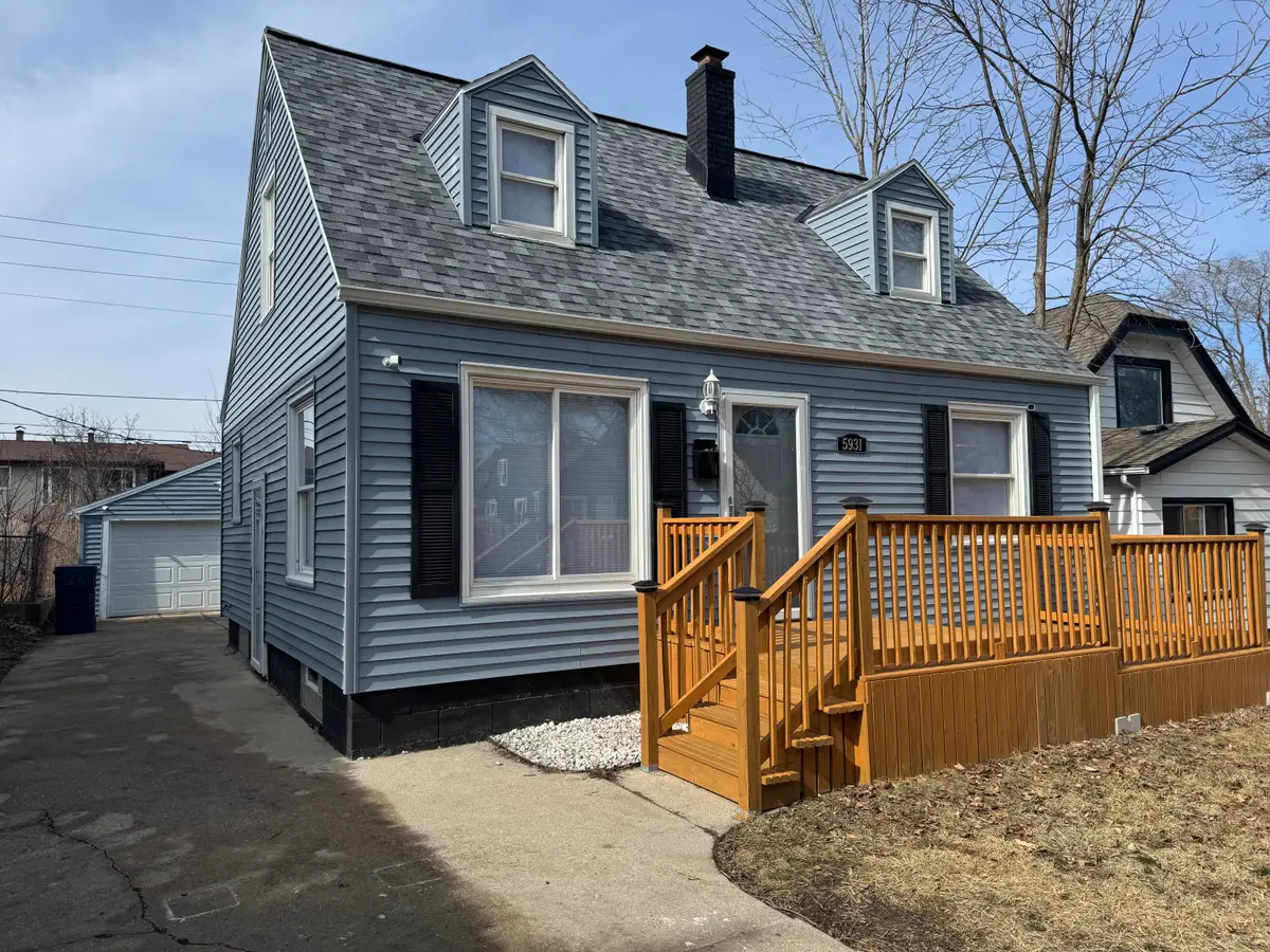 5931 N 42nd St, Milwaukee, WI 53209 - #1