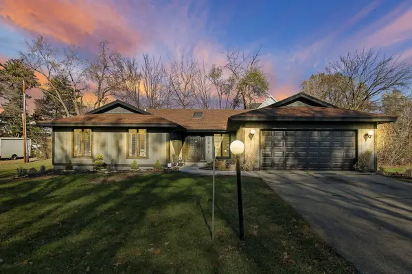 9499 402nd Ave, Randall, WI 53128