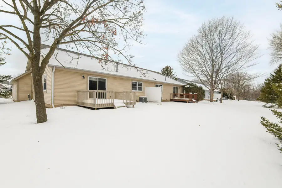 N114W15890 Hilbert Ln, Germantown, WI 53022 - #3