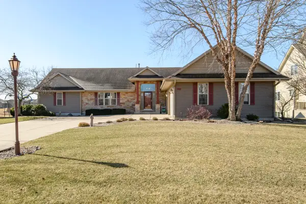 S97W13801 Stonebridge Way, Muskego, WI 53150