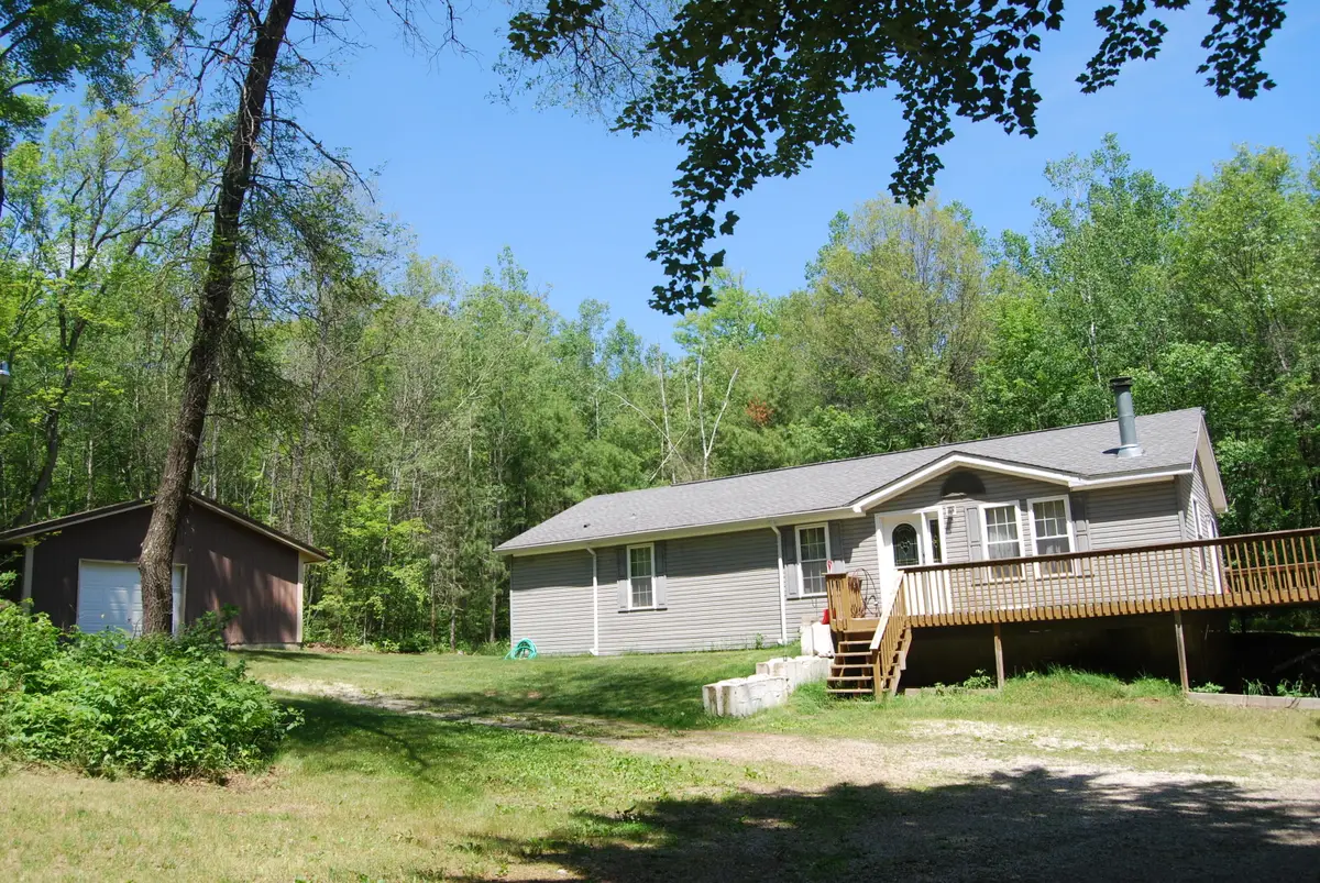 N11490 Nelson Rd, Athelstane, WI 54177 - #1