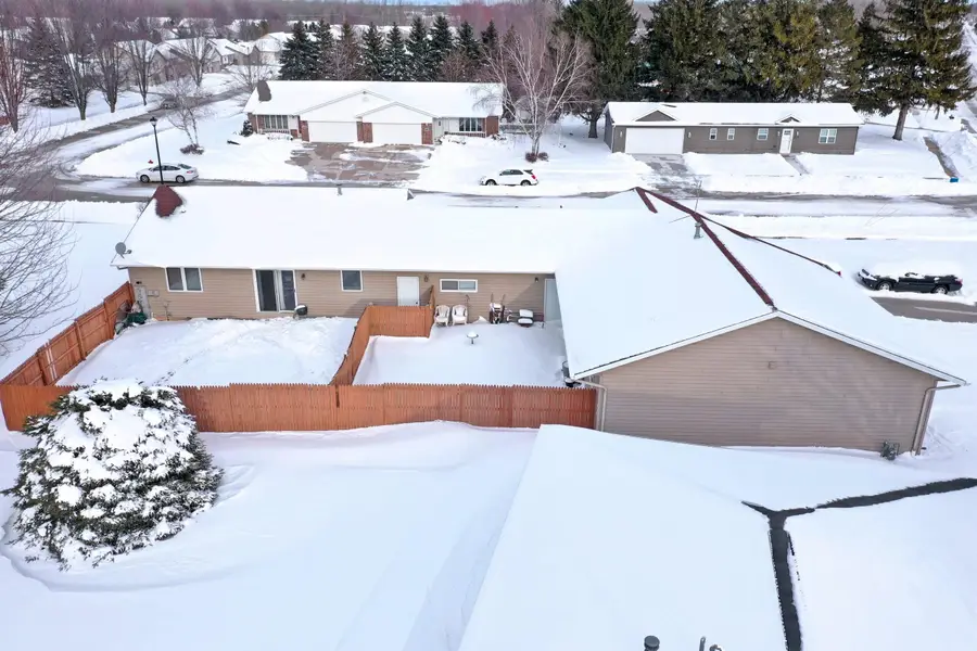 4510 Menasha Ave, Manitowoc, WI 54220 - #2