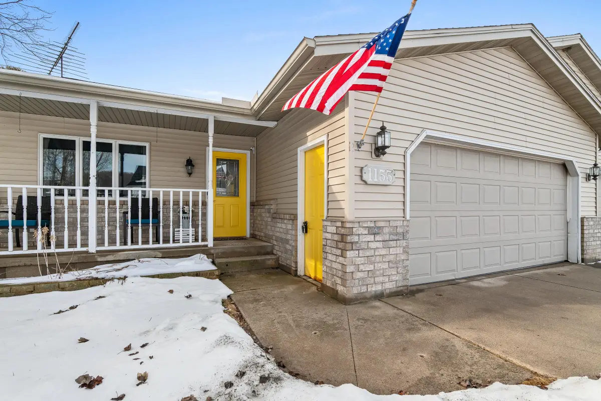 1155 W Madison Ave, Cleveland, WI 53015 - #1