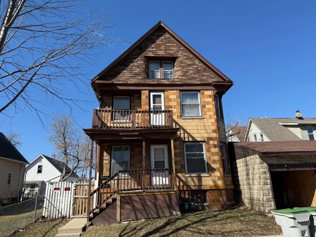 2305 W Burnham St, Milwaukee, WI 53204 - #1