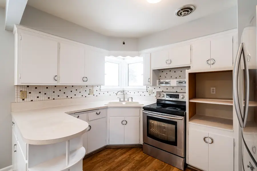 6541 N Fresno St, Milwaukee, WI 53224 - #2