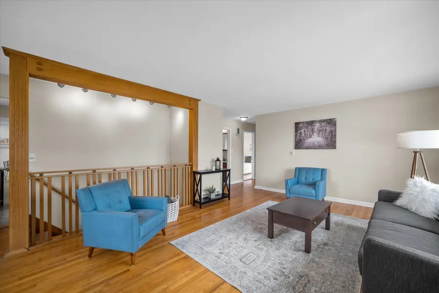 307 Hill St, Hartland, WI 53029 - #3