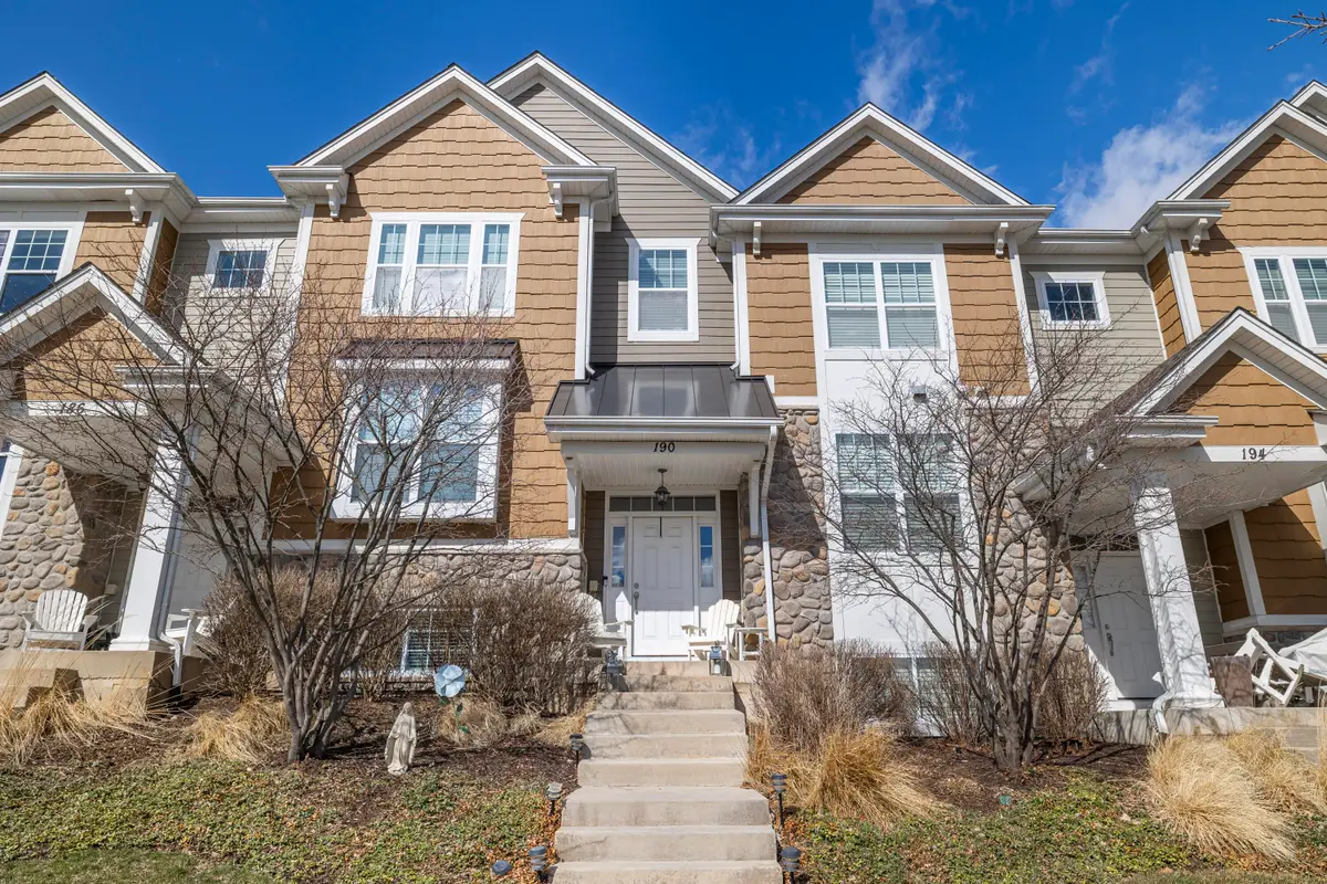 190 Third Ave, Fontana, WI 53125 - #1