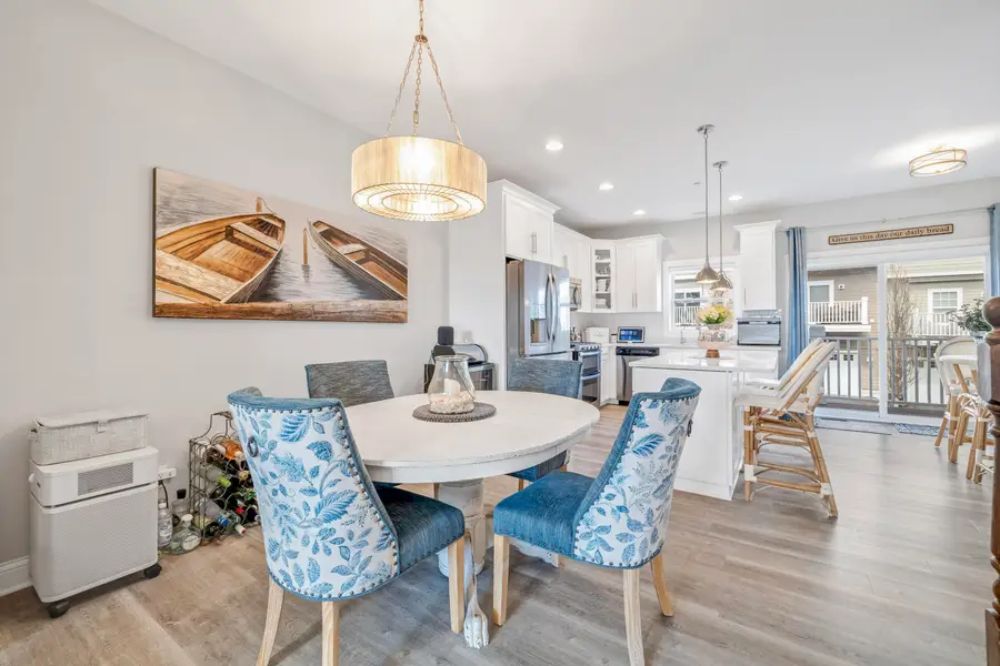 190 Third Ave, Fontana, WI 53125 - #3