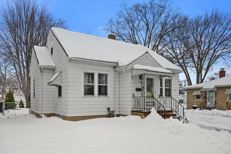 1707 Preble Ave, Green Bay, WI 54302 - #2