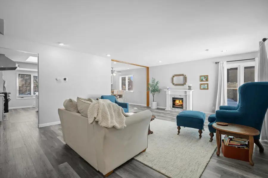 4614 N 107th St, Wauwatosa, WI 53225 - #3