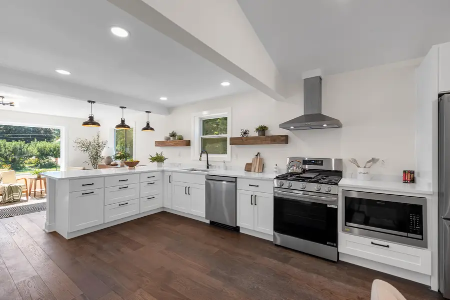 1005 Center St, Delavan, WI 53115 - #2