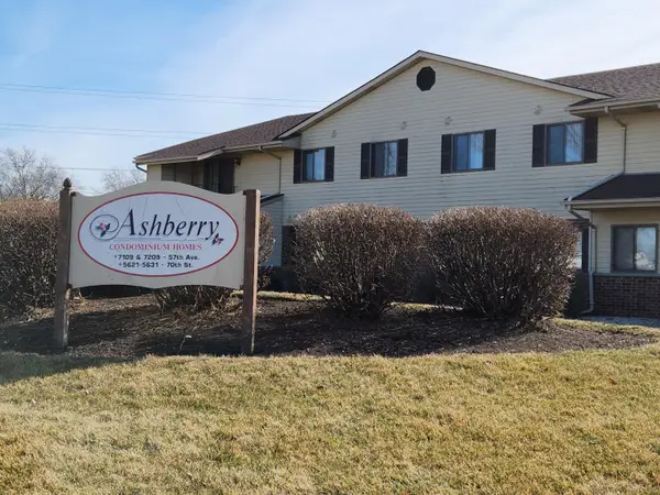 5631 70th St, Kenosha, WI 53142