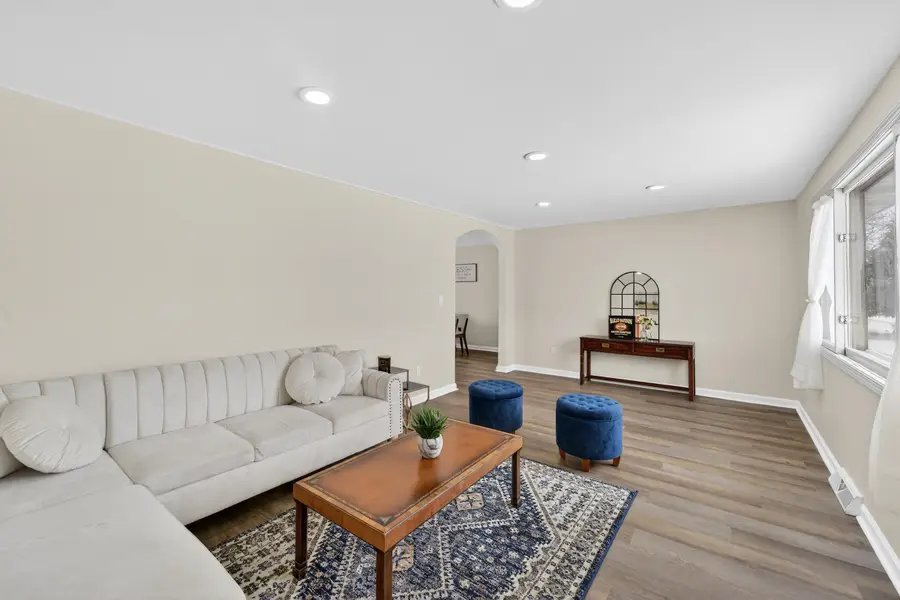 1344 Timmie Dr, Mount Pleasant, WI 53406 - #3