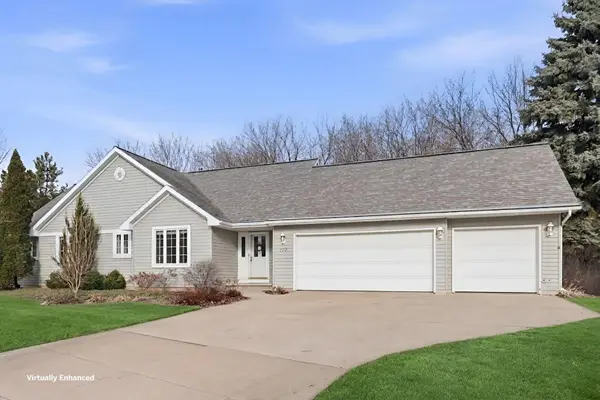 778 Sunshine Ln, Neenah, WI 54956