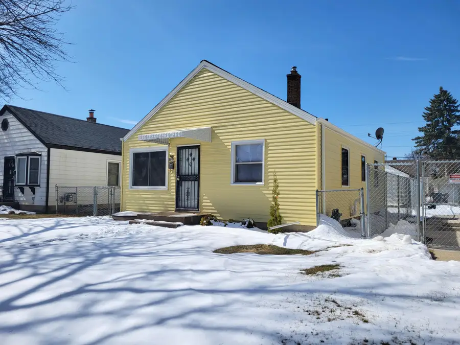 3931 N 70 Th St St, Milwaukee, WI 53216 - #2