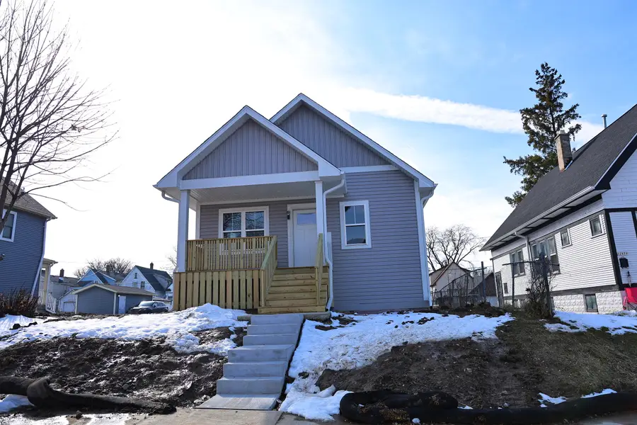 3281 N 24th St, Milwaukee, WI 53206 - #3