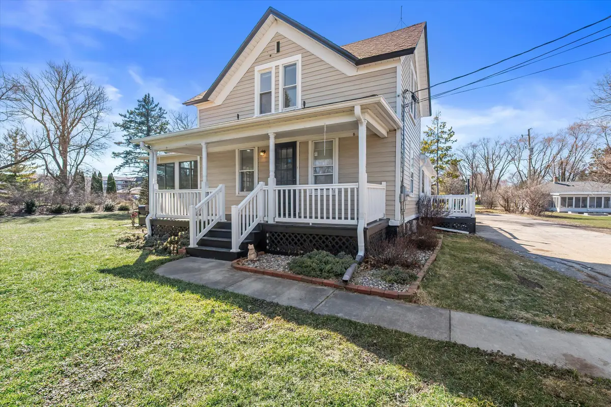 W156N5045 Pilgrim Rd, Menomonee Falls, WI 53051 - #1