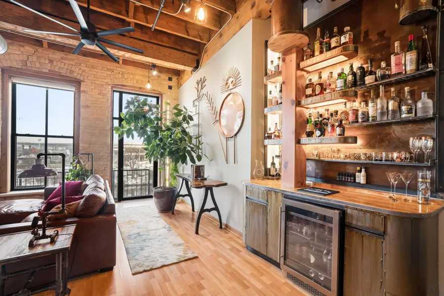 205 N Water St, Milwaukee, WI 53202 - #3