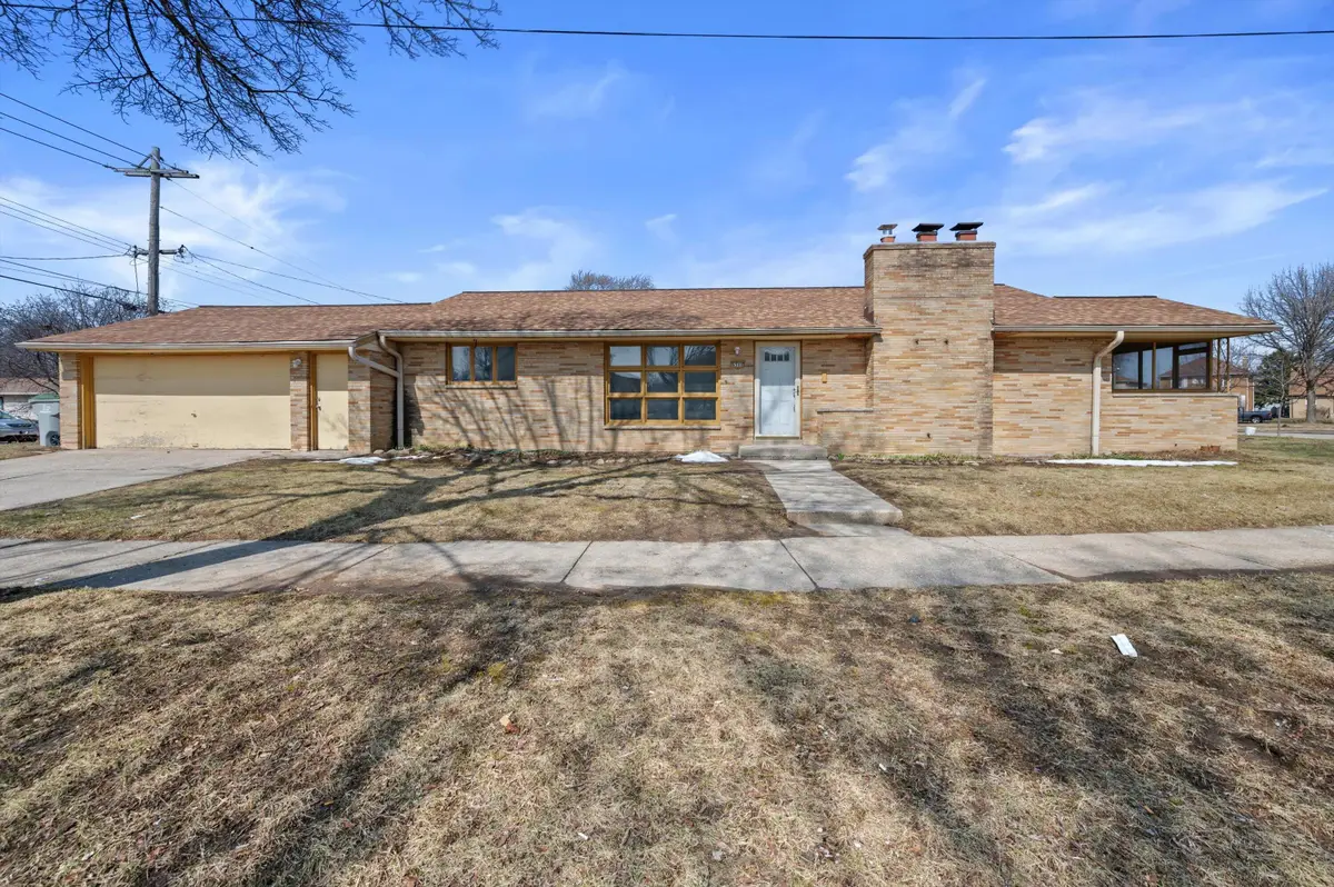 6500 W Glendale Ave, Milwaukee, WI 53218 - #1