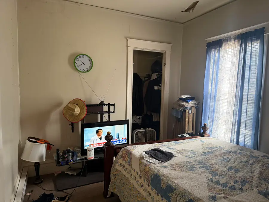 434 N 32nd St, Milwaukee, WI 53208 - #3