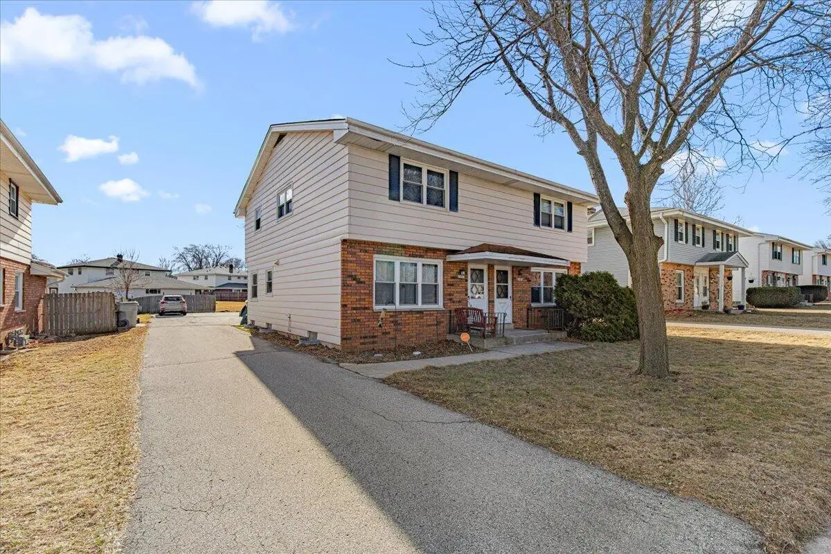 10817 W Appleton Ave, Milwaukee, WI 53225 - #1