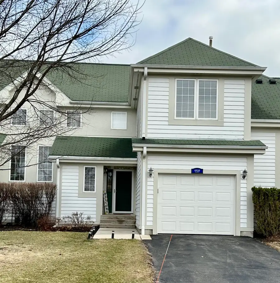 1737 Woodland Dr, Geneva, WI 53147 - #2