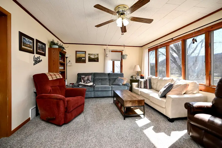 115 Keiper Dr, Rollingstone, MN 55959 - #3