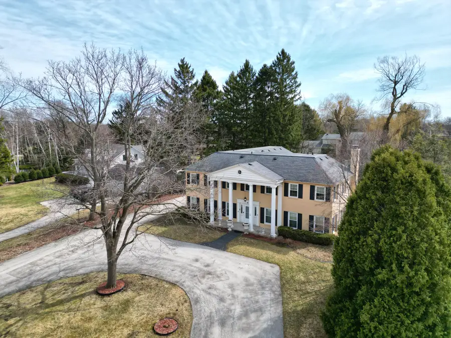 229 Indian Creek Ct, Fox Point, WI 53217 - #2