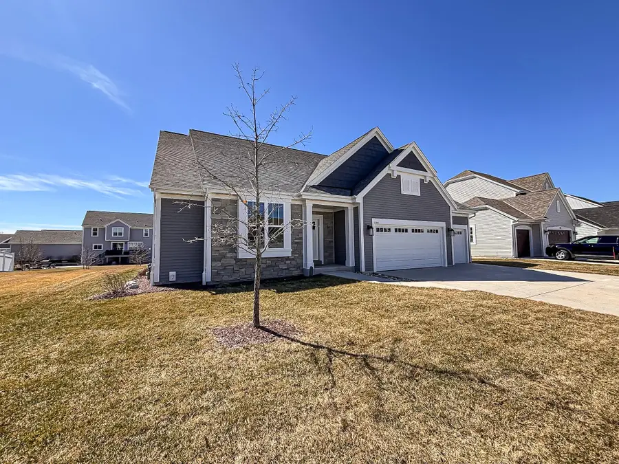 1345 Goldenrod Way, Oconomowoc, WI 53066 - #2