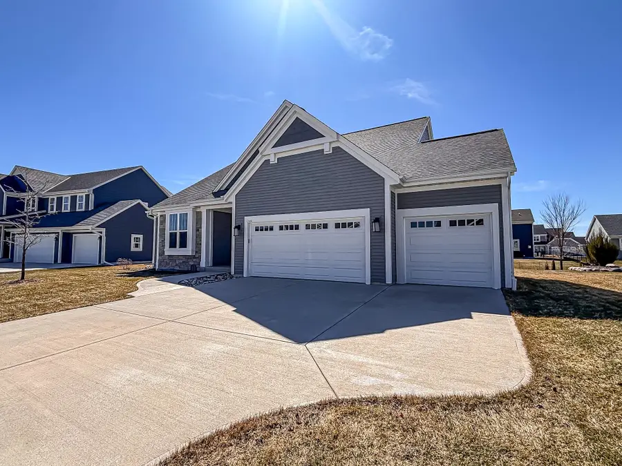 1345 Goldenrod Way, Oconomowoc, WI 53066 - #3