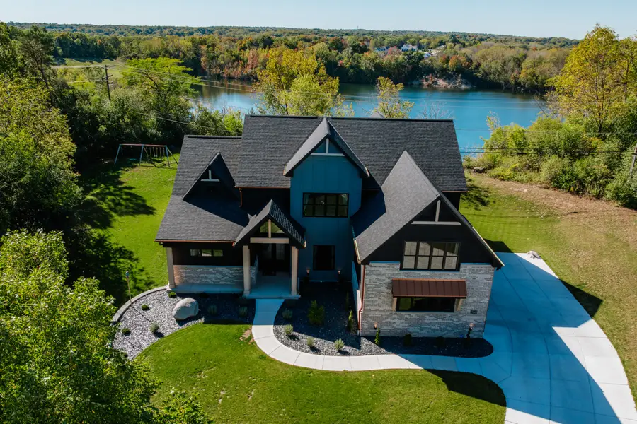 13145 Kittridge Ct, Brookfield, WI 53005 - #2