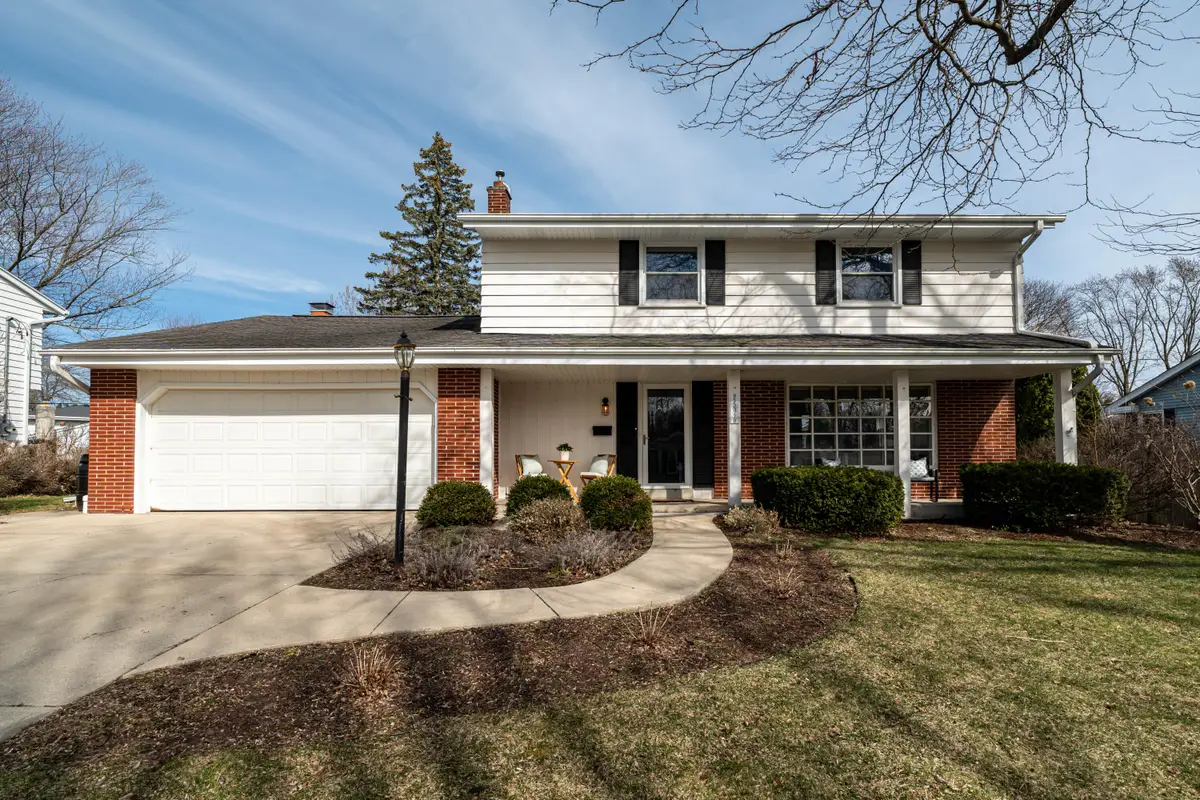 W55N778 Cedar Ridge Dr, Cedarburg, WI 53012 - #1