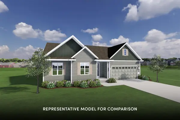 1182 Arrowood Cir W, Oconomowoc, WI 53066