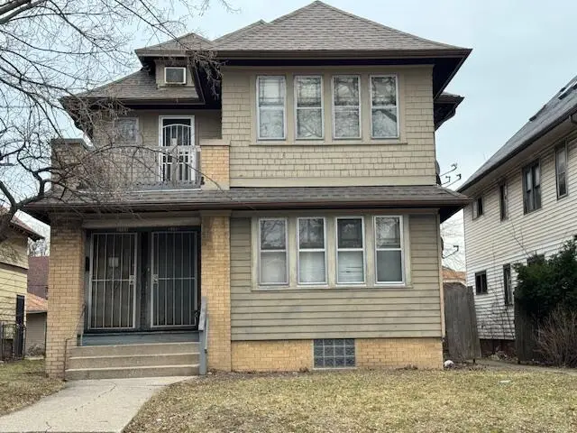 2706 N 49th St, Milwaukee, WI 53210 - #2