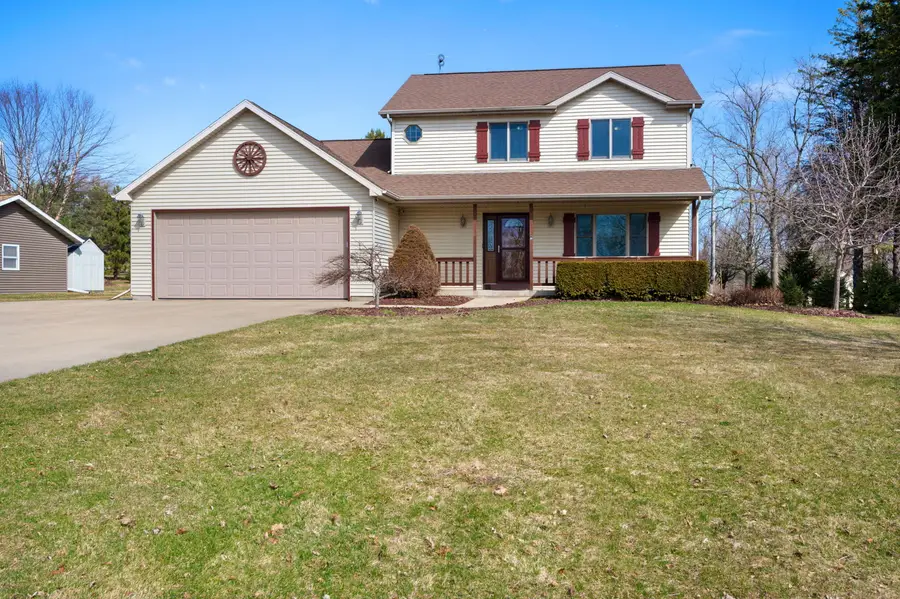 W1132 Hilltop Rd, Rubicon, WI 53078 - #2