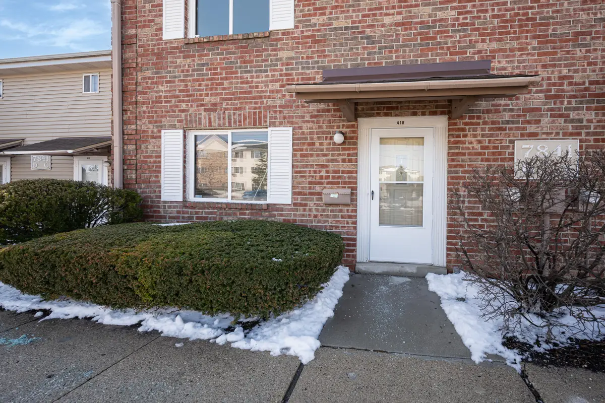 7841 N 60th St N, Milwaukee, WI 53223 - #1