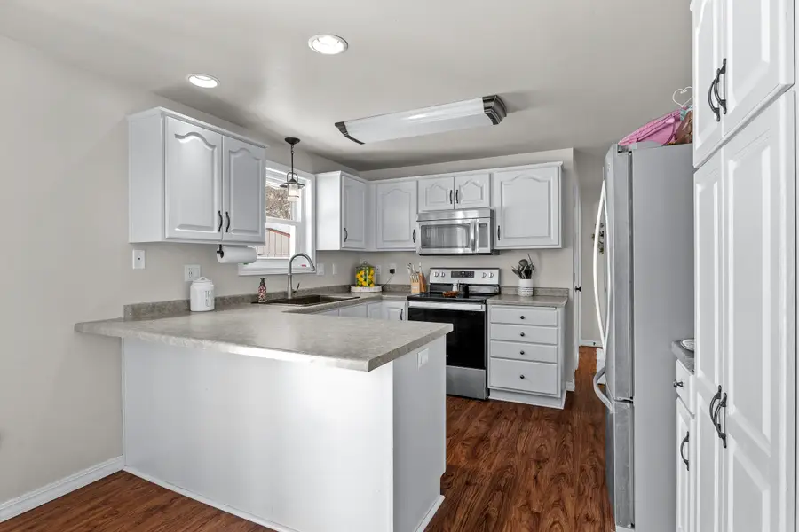 204 S 7th Ave, Saint Nazianz, WI 54232 - #2