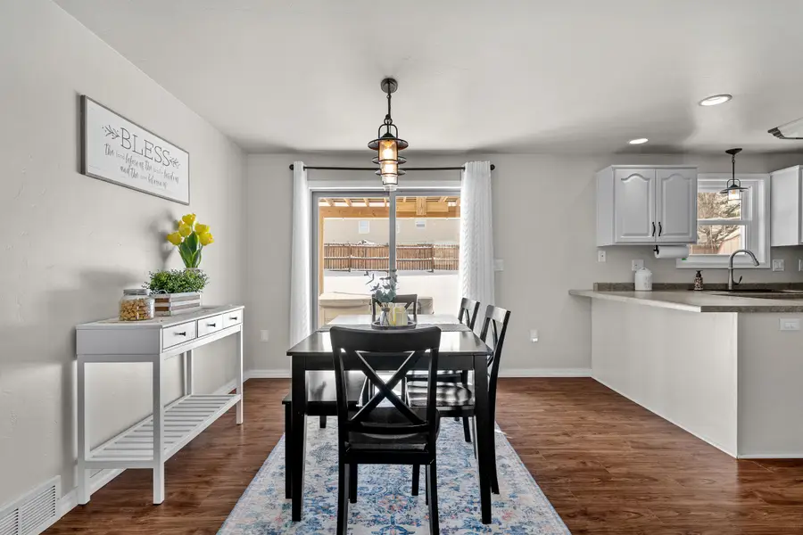 204 S 7th Ave, Saint Nazianz, WI 54232 - #3