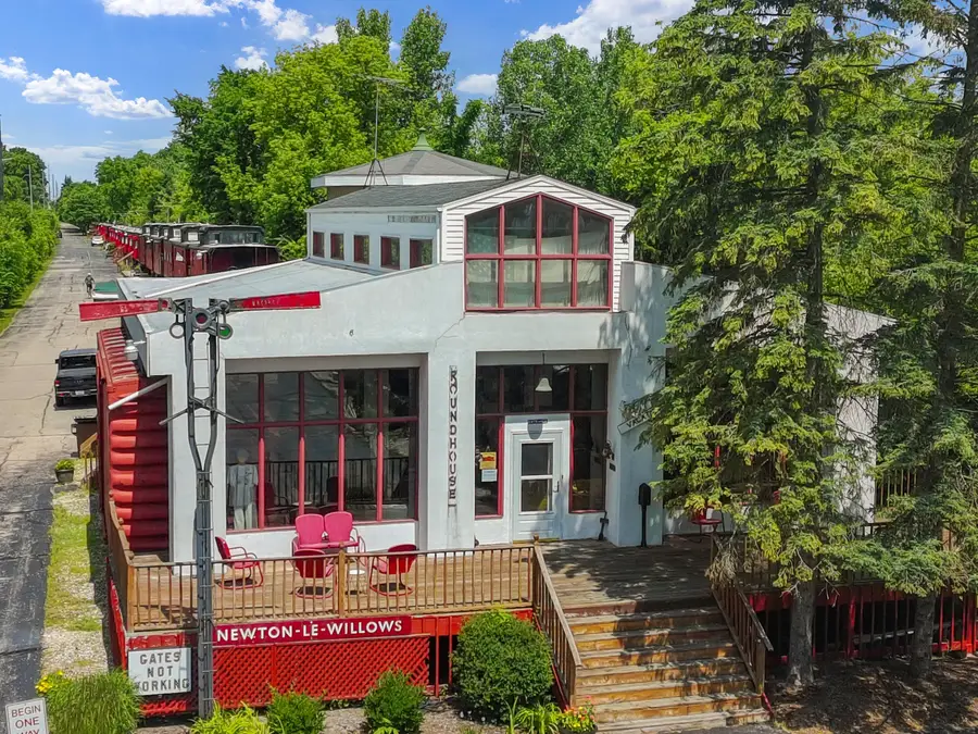 301 E Townline Rd, Lake Geneva, WI 53147 - #2