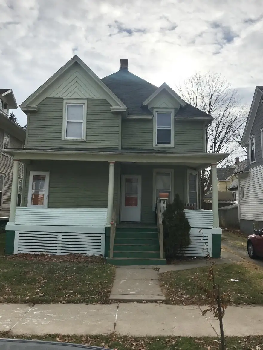 2117 Slauson Ave, Racine, WI 53403 - #1