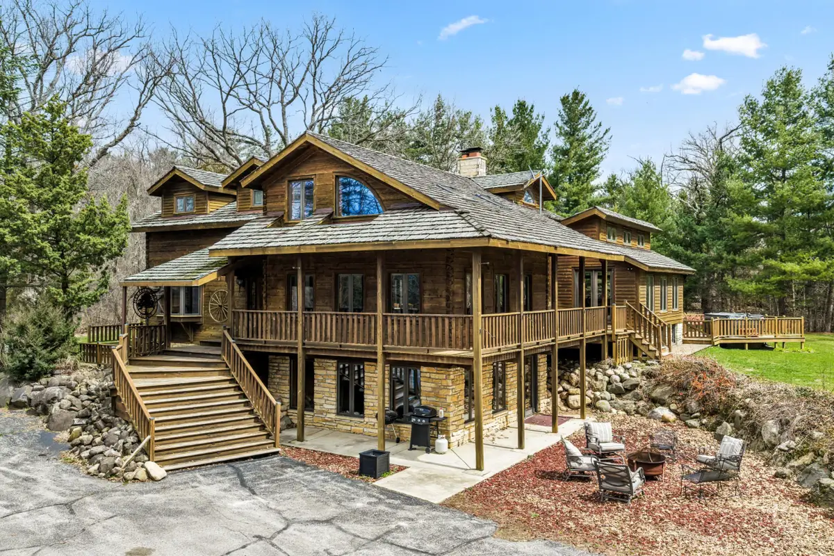 N3075 Hardscrabble Rd, Sullivan, WI 53118 - #1