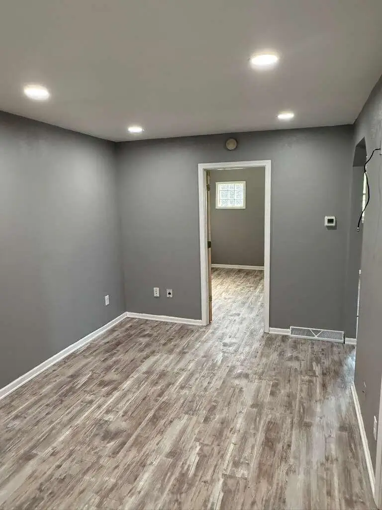 6945 W Fond Du Lac Ave, Milwaukee, WI 53218 - #2