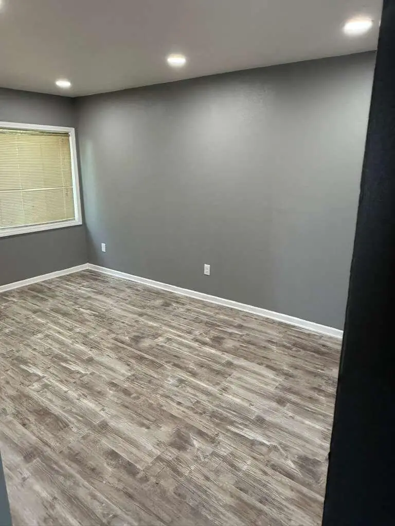 6945 W Fond Du Lac Ave, Milwaukee, WI 53218 - #3